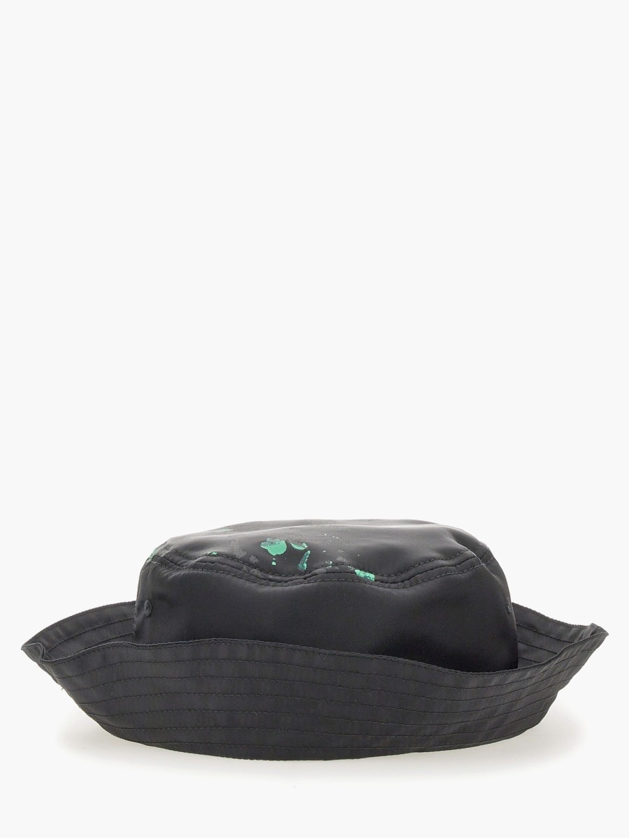 nanito_source_url:https://nokinstyle.com/2348310/bucket-hat-with-logo.jpg