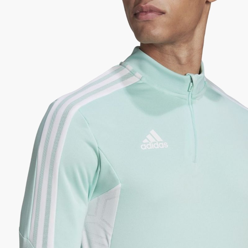 nanito_source_url:https://b2bsportswholesale.net/public/storage/productimages/0d/05/1a/a9/890226/image/xlarge_clean.jpg