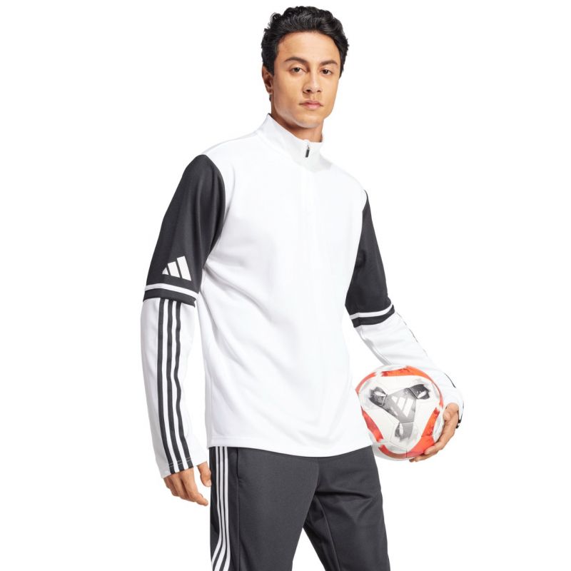 nanito_source_url:https://b2bsportswholesale.net/public/storage/productimages/98/cd/02/bc/1429309/image/xlarge_clean.jpg