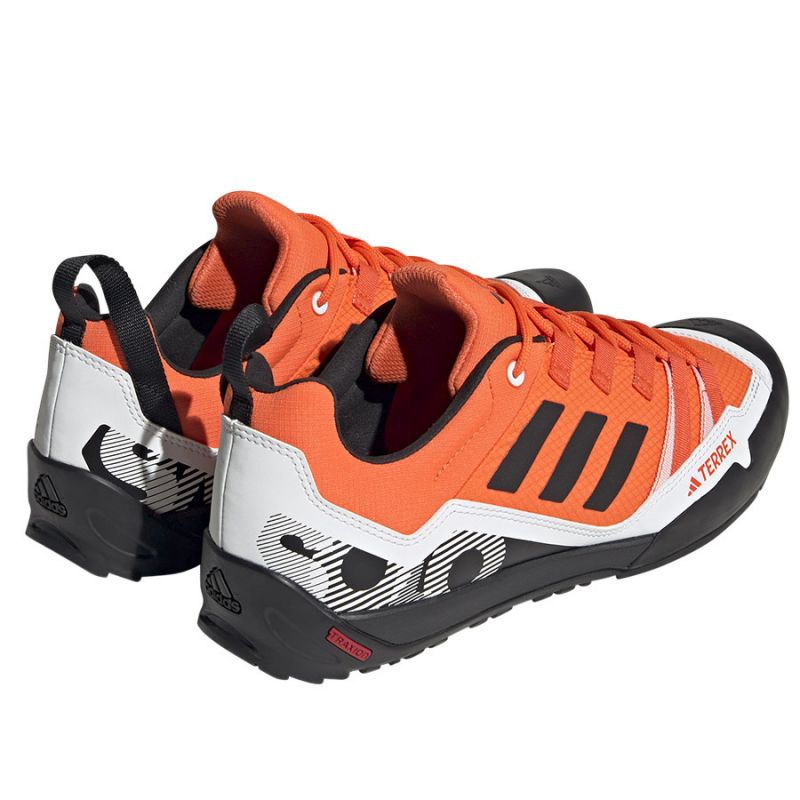 nanito_source_url:https://b2bsportswholesale.net/public/storage/productimages/9a/b9/dd/cb/994372/image/xlarge_clean.jpg