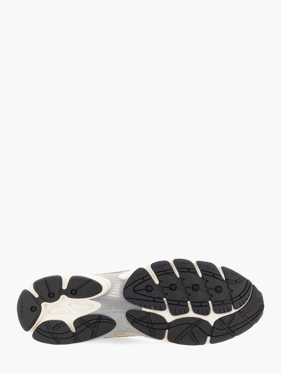 nanito_source_url:https://nokinstyle.com/2323177/progrid-omni-9-premium-sneaker.jpg