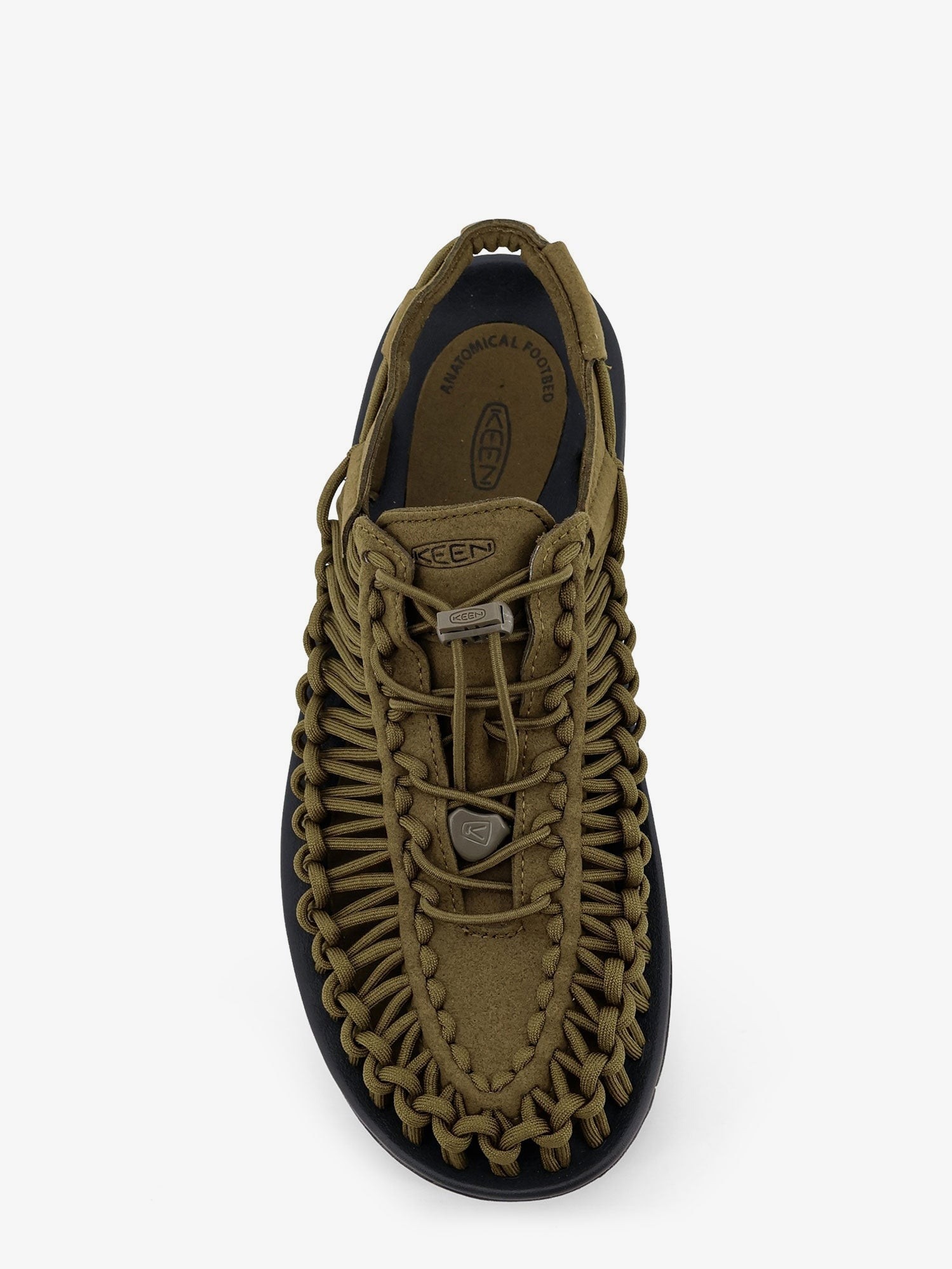 nanito_source_url:https://nokinstyle.com/2440784/uneek-m-suede-sneakers.jpg