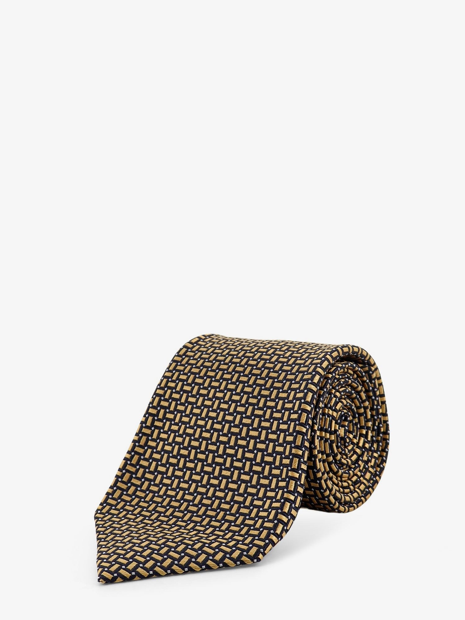 nanito_source_url:https://nokinstyle.com/2390491/silk-tie.jpg