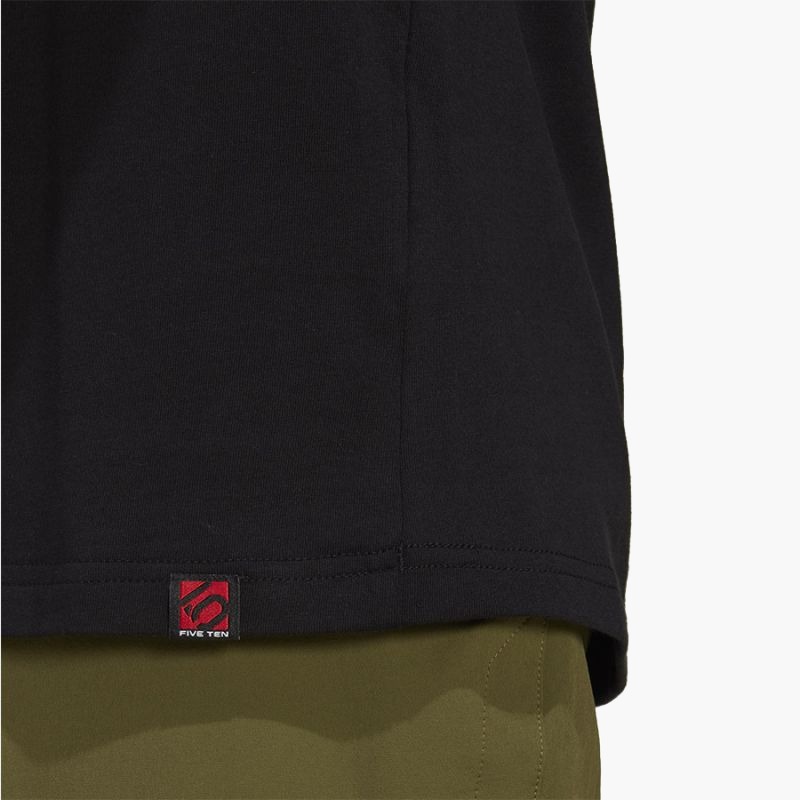 nanito_source_url:https://b2bsportswholesale.net/public/storage/productimages/4b/f9/e0/3f/813830/image/xlarge_clean.jpg