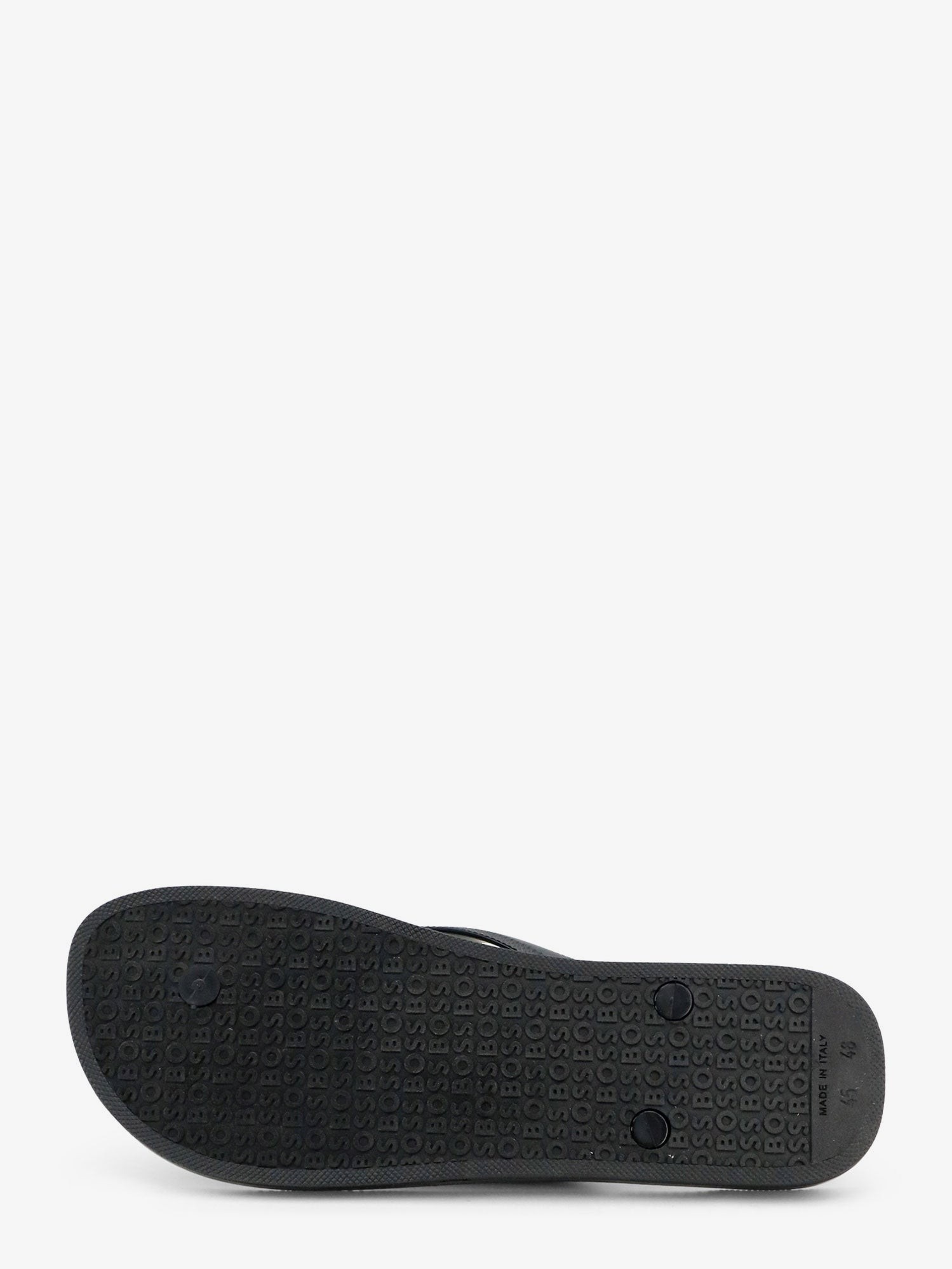 nanito_source_url:https://nokinstyle.com/2437225/rubber-flip-flops-sandals.jpg