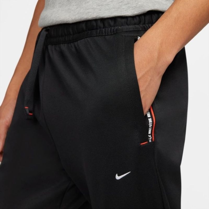 nanito_source_url:https://b2bsportswholesale.net/public/storage/productimages/0f/6d/0b/90/2225074/image/xlarge_clean.jpg