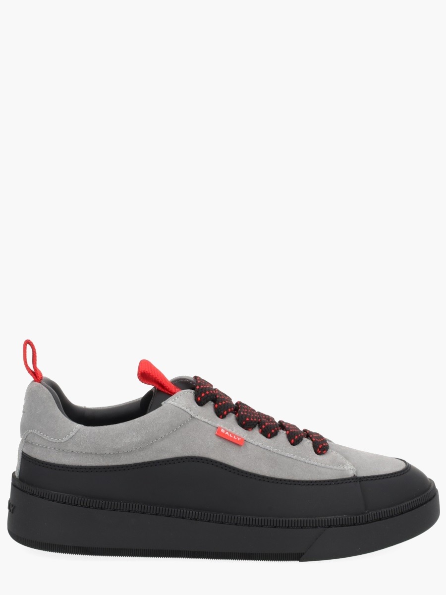 nanito_source_url:https://nokinstyle.com/2365773/sneaker-rossy.jpg