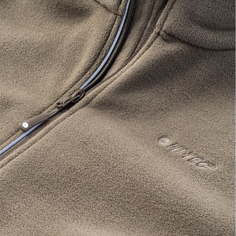 nanito_source_url:https://b2bsportswholesale.net/public/storage/productimages/ef/f1/20/5c/1666927/image/xlarge_clean.jpg