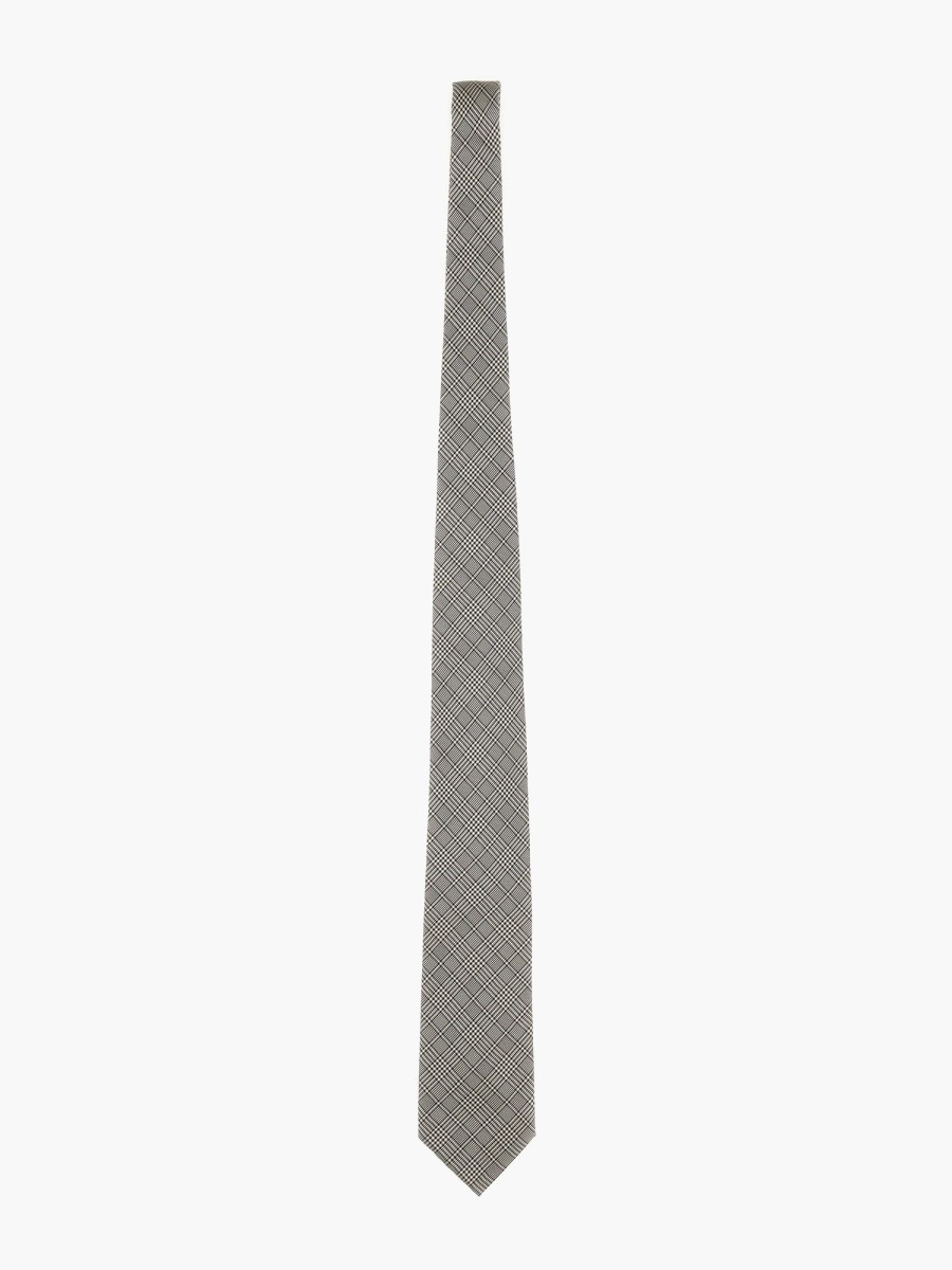 nanito_source_url:https://nokinstyle.com/2368153/silk-tie.jpg
