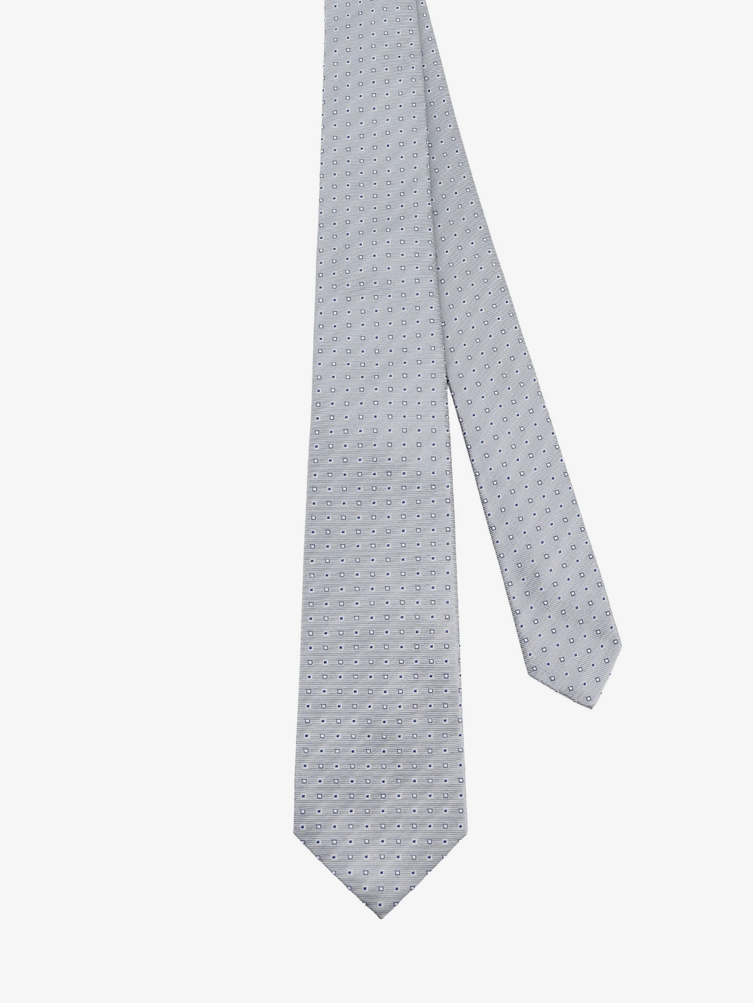 Silk tie