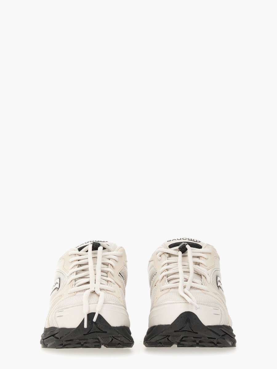 nanito_source_url:https://nokinstyle.com/2386752/progrid-triumph-4-sneaker.jpg