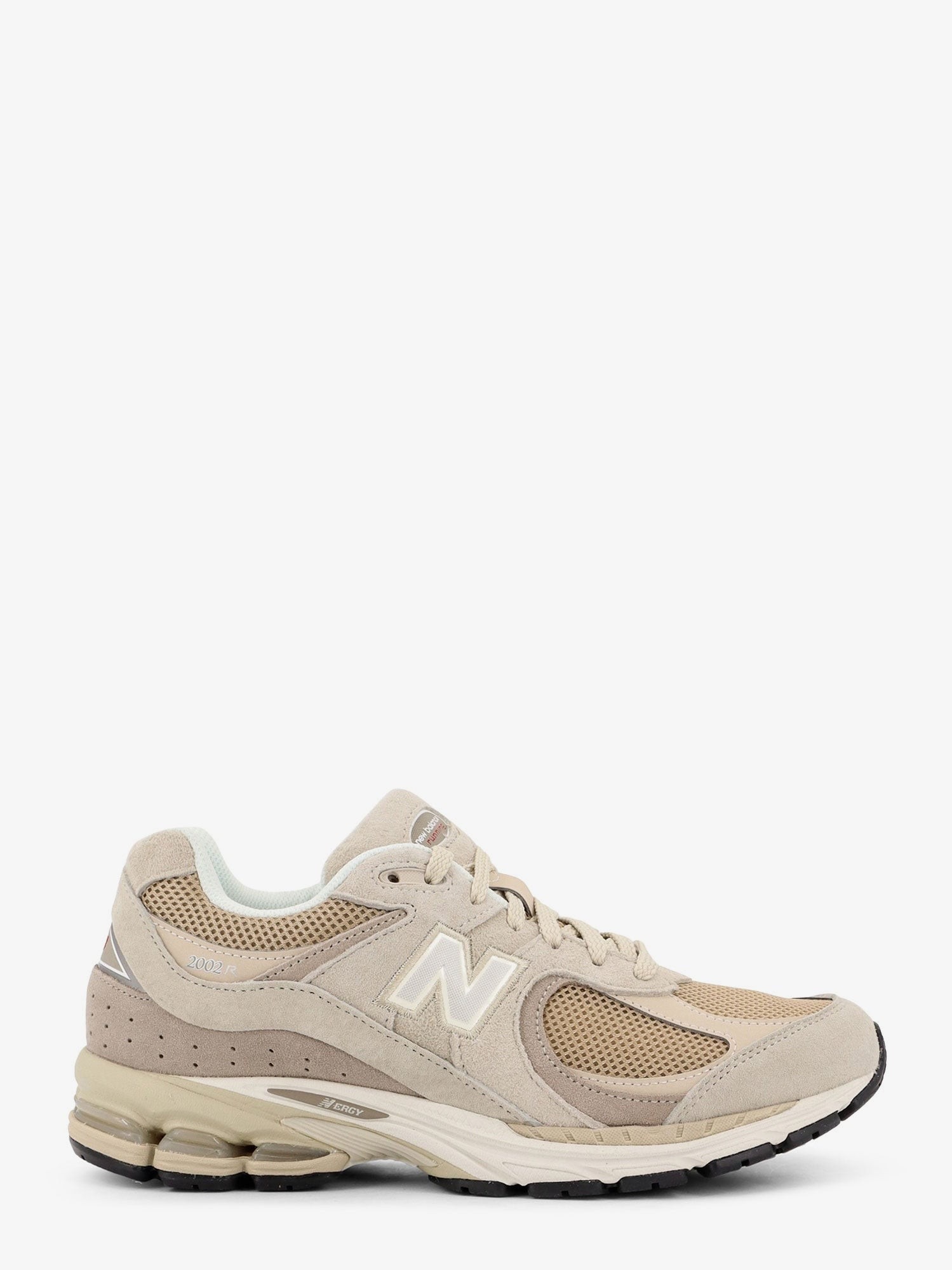 nanito_source_url:https://nokinstyle.com/2406384/2002r-mesh-sneakers-with-suede-inserts.jpg