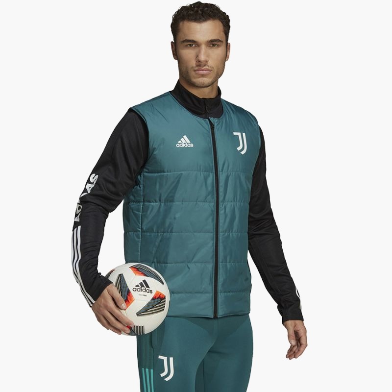 nanito_source_url:https://b2bsportswholesale.net/public/storage/productimages/fd/16/d3/e7/1241200/image/xlarge_clean.jpg