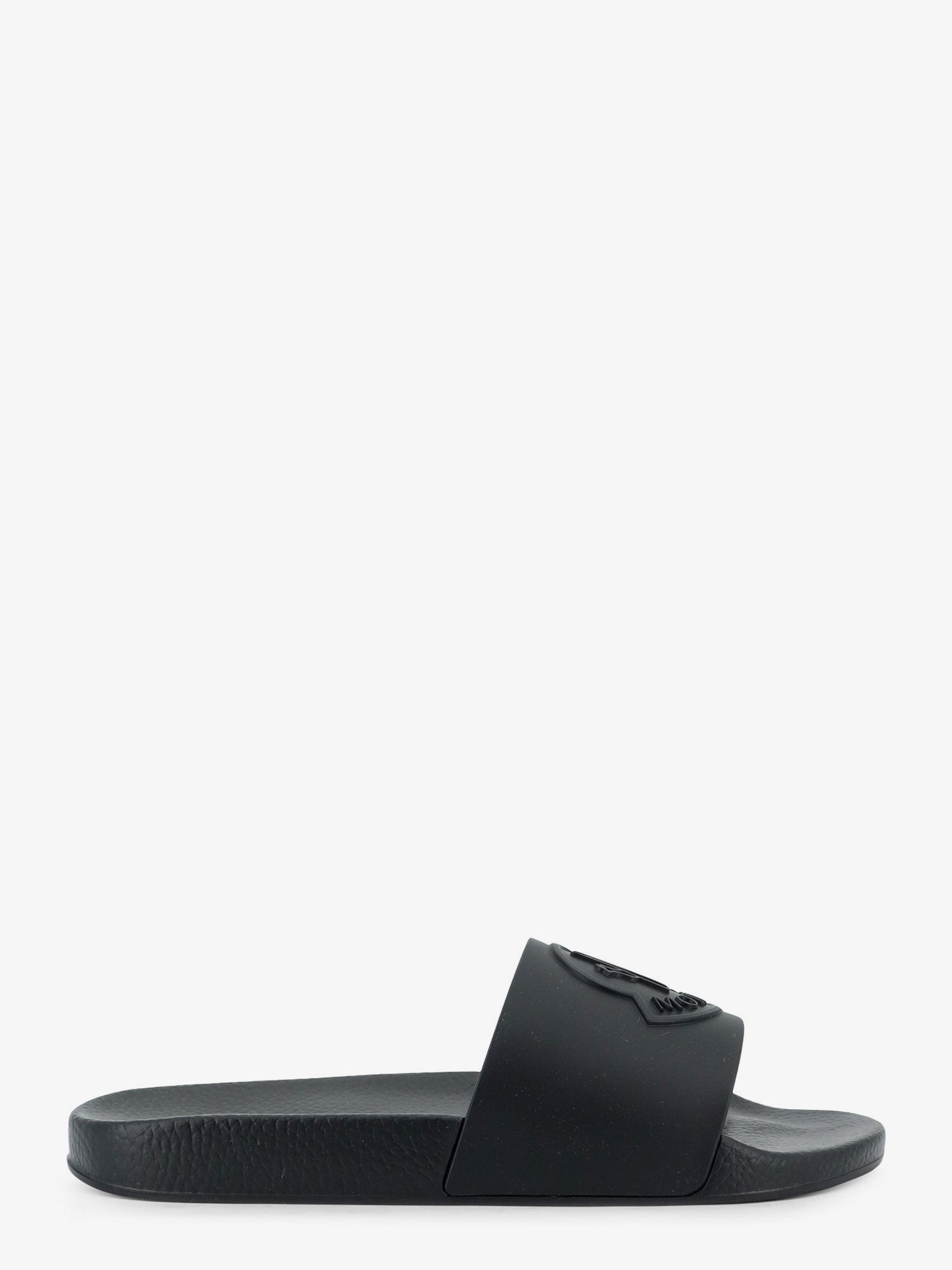 nanito_source_url:https://nokinstyle.com/2389551/basile-rubber-sandals.jpg