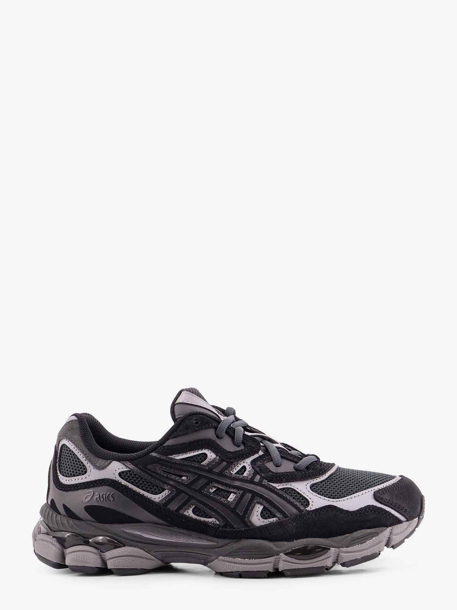 nanito_source_url:https://nokinstyle.com/2417338/gel-nyc-mesh-sneakers-with-suede-inserts.jpg