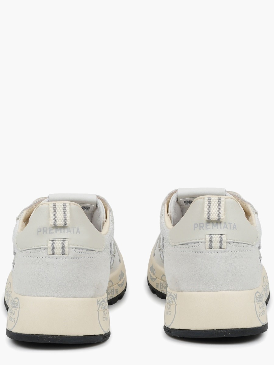 nanito_source_url:https://nokinstyle.com/2418279/sneaker-nous.jpg