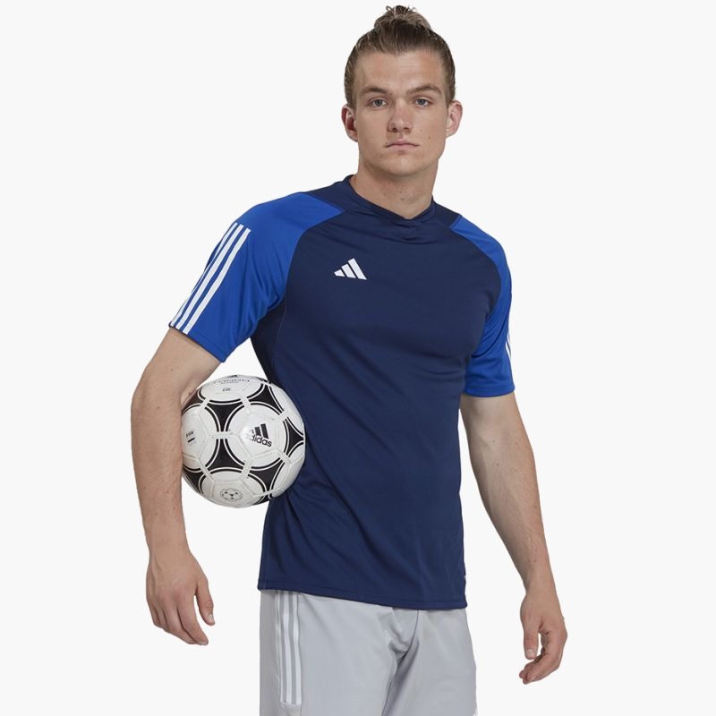 nanito_source_url:https://b2bsportswholesale.net/public/storage/productimages/19/59/da/72/2256647/image/xlarge_clean.jpg