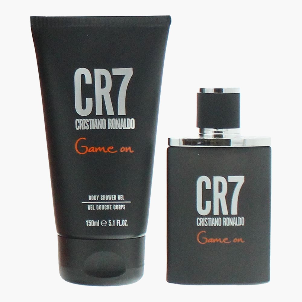 nanito_source_url:https://www.mewse.ro/images/produse/set-cristiano-ronaldo-cr7-game-on-eau-de-toilette-for-men-30-ml-cr7-game-on-shower-gel-body-150-ml-1768074371.jpg