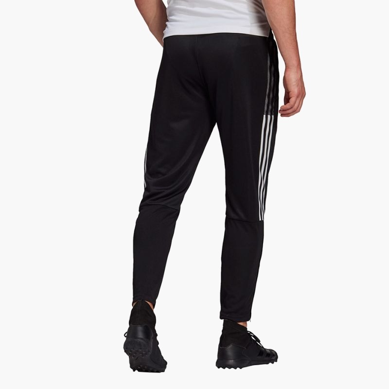 nanito_source_url:https://b2bsportswholesale.net/public/storage/productimages/c4/80/2a/6e/620646/image/xlarge_clean.jpg