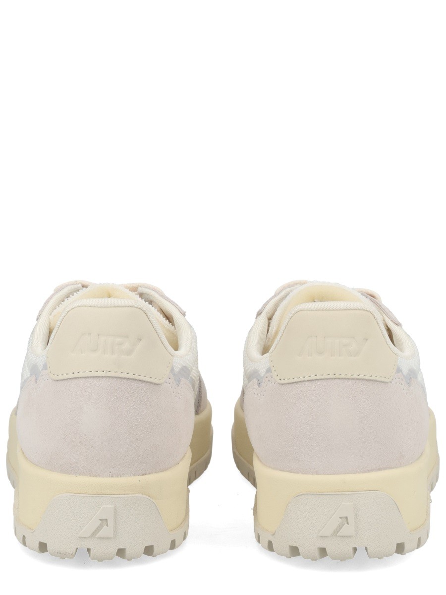 nanito_source_url:https://nokinstyle.com/2438501/sneaker-wildpace-low.jpg