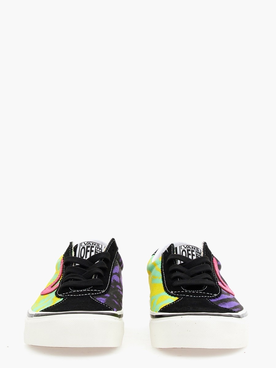 nanito_source_url:https://nokinstyle.com/2353531/vans-style-73-dx.jpg