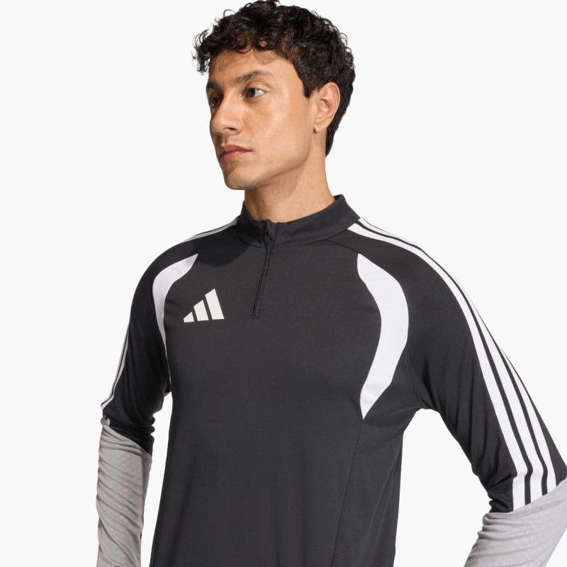 nanito_source_url:https://b2bsportswholesale.net/public/storage/productimages/9d/40/1f/b1/2001042/image/xlarge_clean.jpg