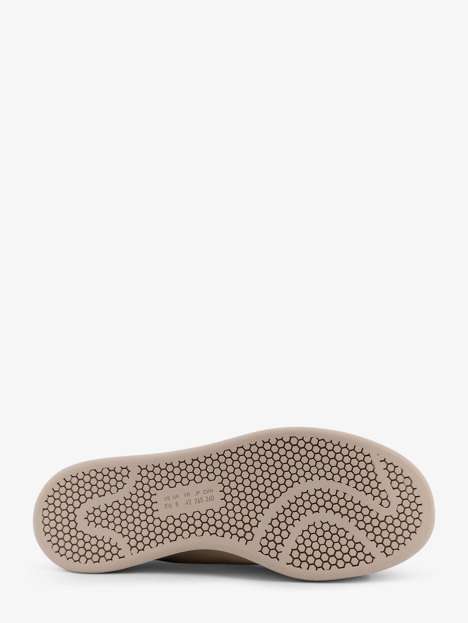 nanito_source_url:https://nokinstyle.com/2402537/y-3-stan-smith-leather-sneakers.jpg