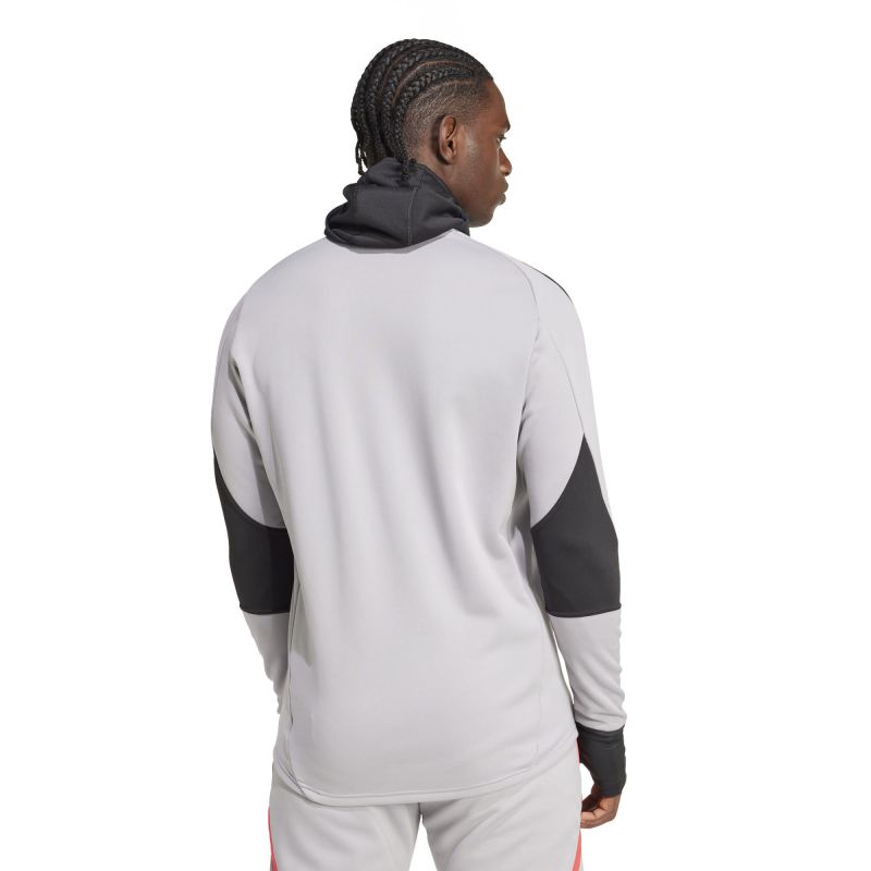 nanito_source_url:https://b2bsportswholesale.net/public/storage/productimages/9e/b8/f3/38/1148415/image/xlarge_clean.jpg