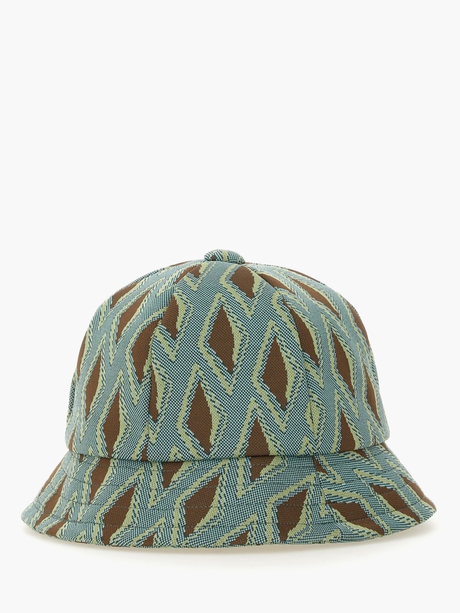 nanito_source_url:https://nokinstyle.com/2348539/hat-with-print.jpg