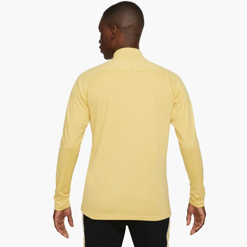 nanito_source_url:https://b2bsportswholesale.net/public/storage/productimages/45/f5/e7/86/2201076/image/xlarge_clean.jpg