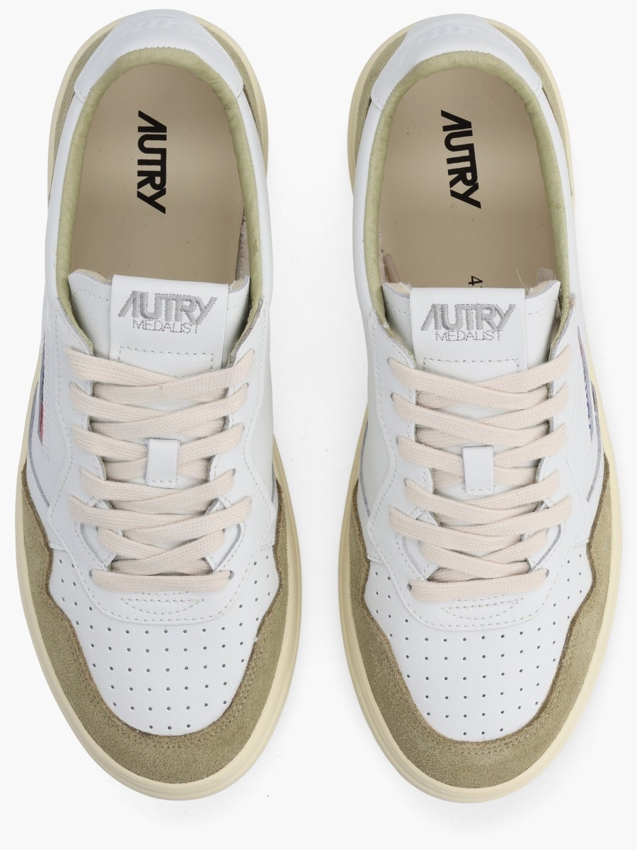 nanito_source_url:https://nokinstyle.com/2328018/medalist-low-sneaker.jpg