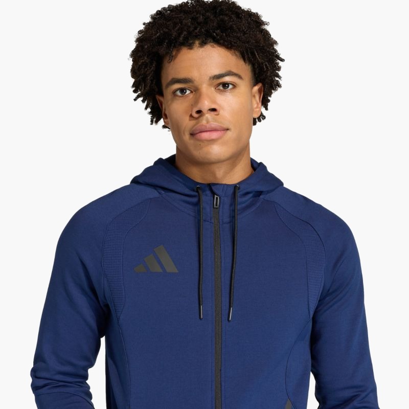 nanito_source_url:https://b2bsportswholesale.net/public/storage/productimages/9c/c8/35/24/2146348/image/xlarge_clean.jpg
