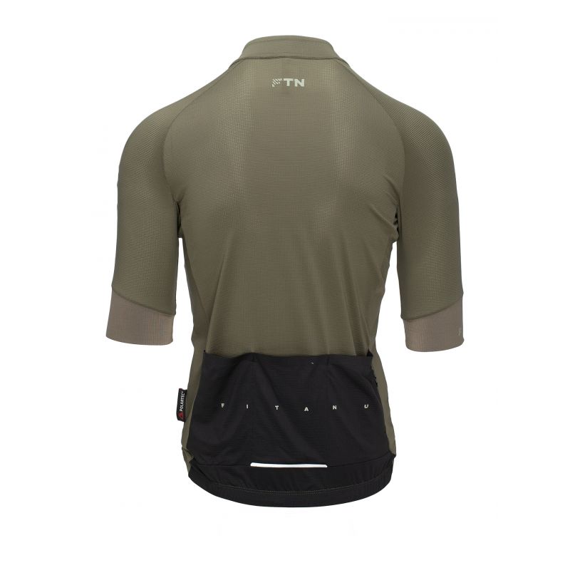 nanito_source_url:https://b2bsportswholesale.net/public/storage/productimages/c5/82/88/b1/1371374/image/xlarge_clean.jpg