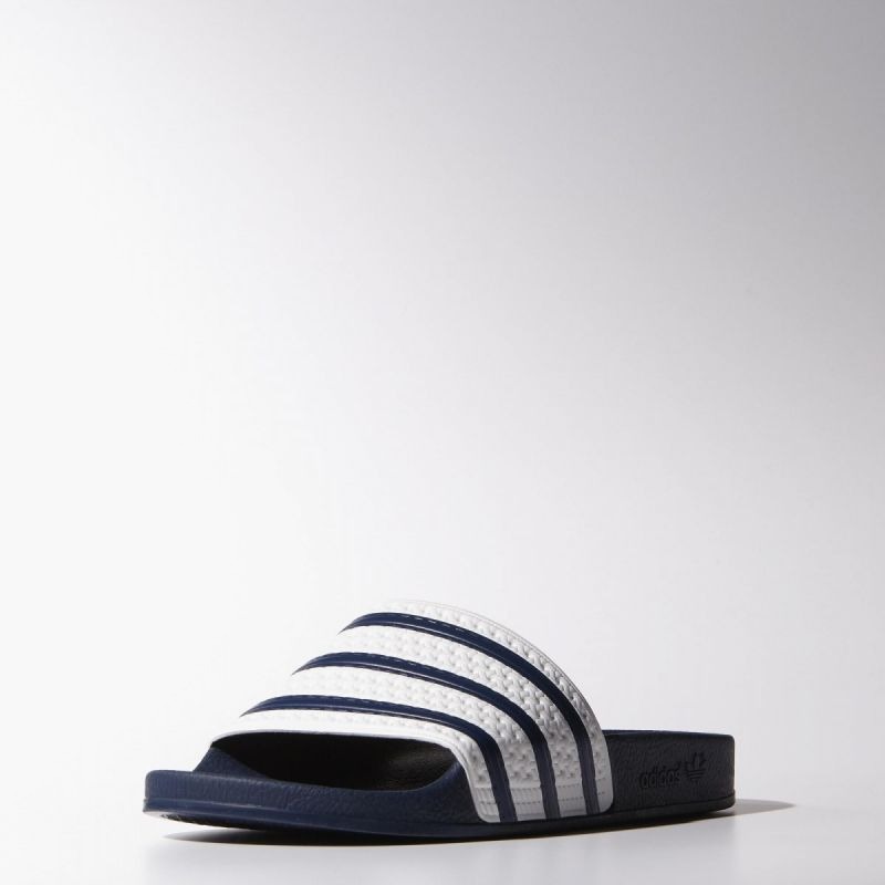 nanito_source_url:https://b2bsportswholesale.net/public/storage/productimages/5f/5f/84/c6/64365/image/xlarge_clean.jpg
