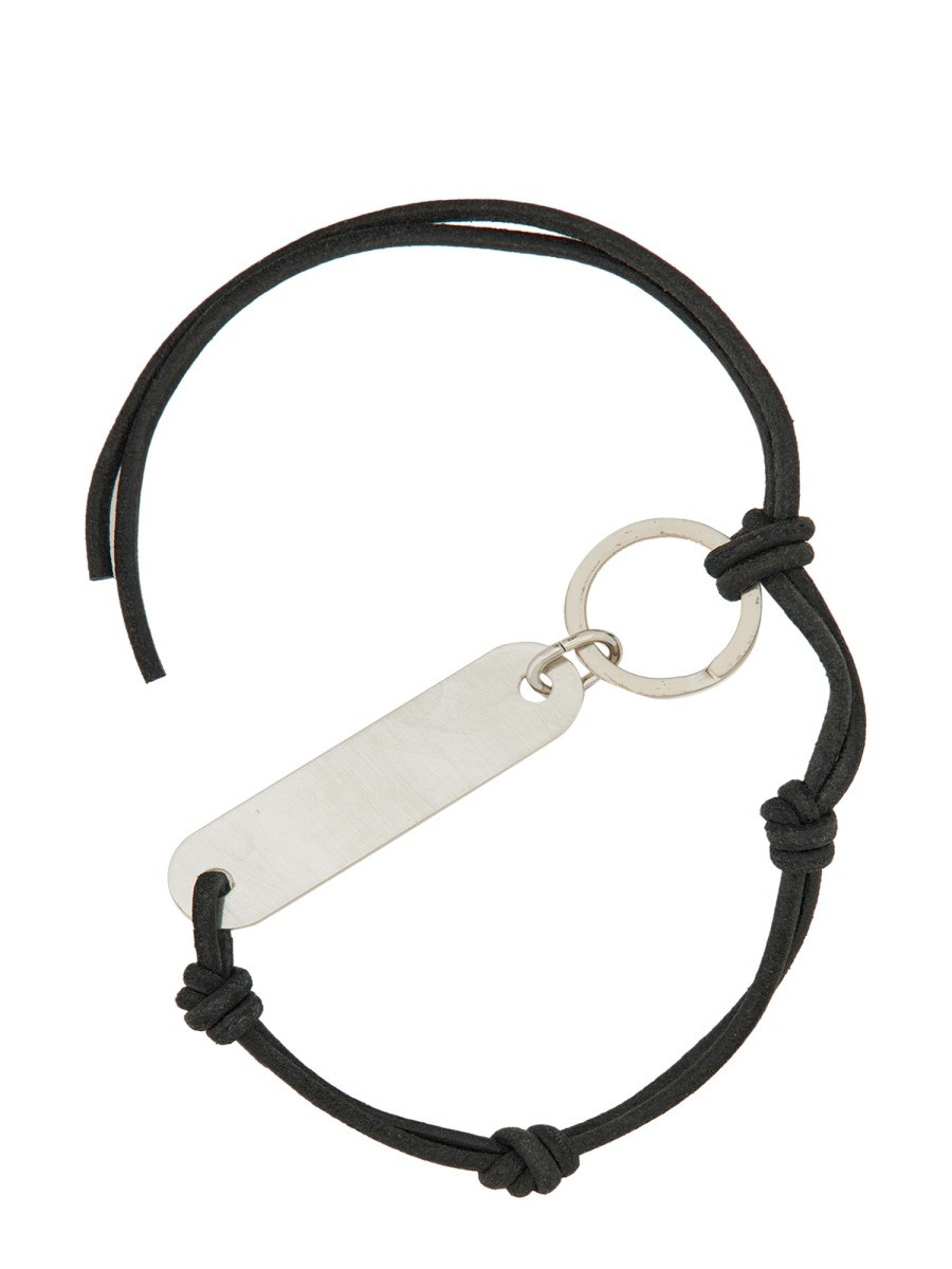 nanito_source_url:https://nokinstyle.com/2421231/leather-keychain.jpg