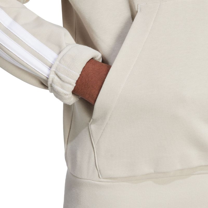 nanito_source_url:https://b2bsportswholesale.net/public/storage/productimages/8a/e2/80/f7/1498626/image/xlarge_clean.jpg