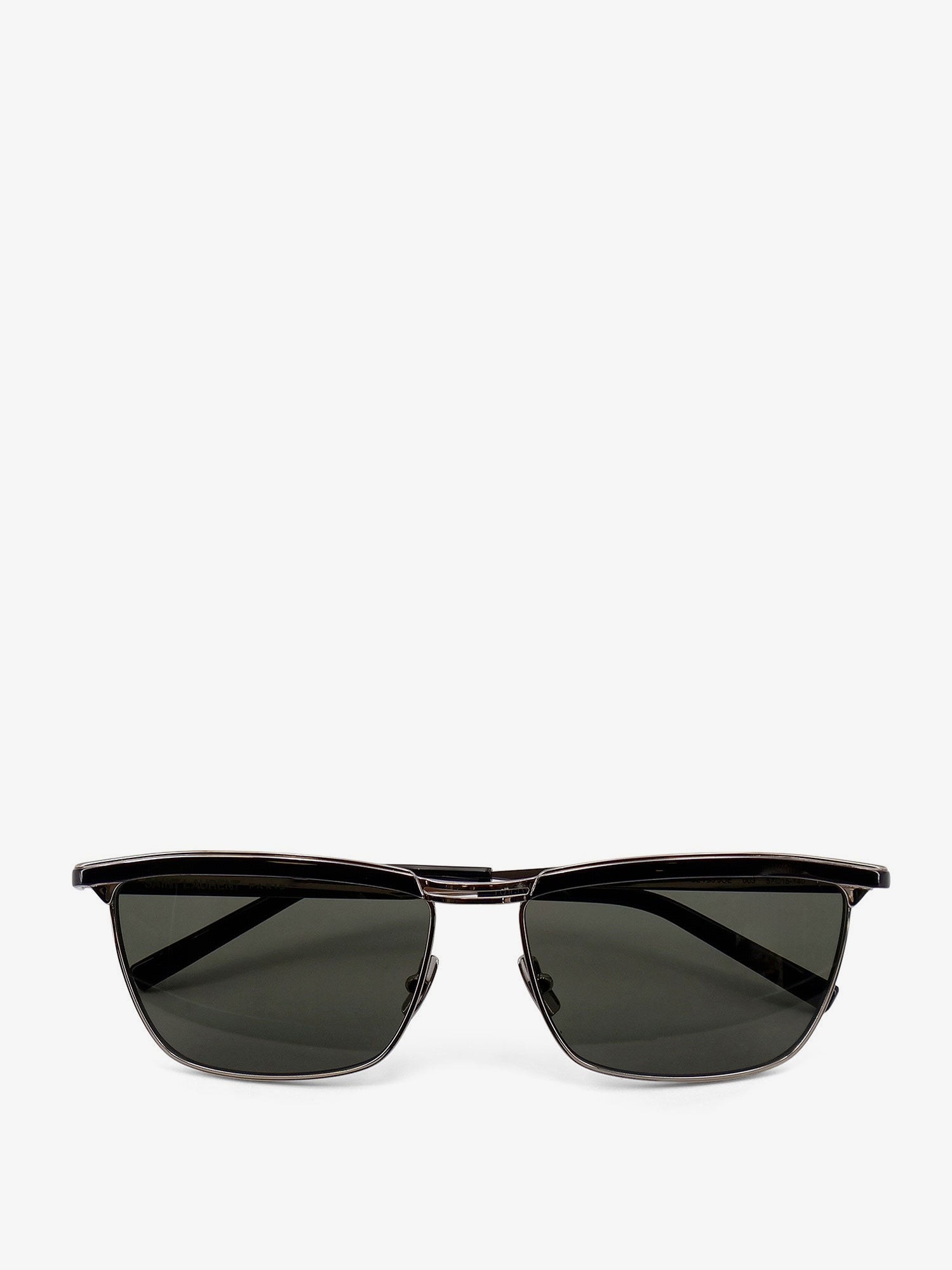 nanito_source_url:https://nokinstyle.com/2407275/metal-sunglasses.jpg