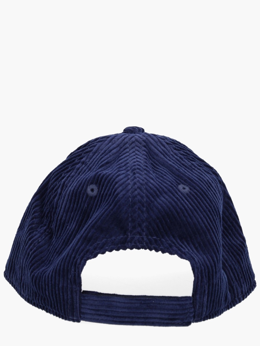 nanito_source_url:https://nokinstyle.com/2378120/corduroy-baseball-hat.jpg