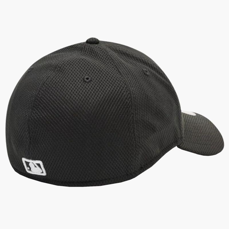 nanito_source_url:https://b2bsportswholesale.net/public/storage/productimages/70/aa/04/66/1211912/image/xlarge_clean.jpg