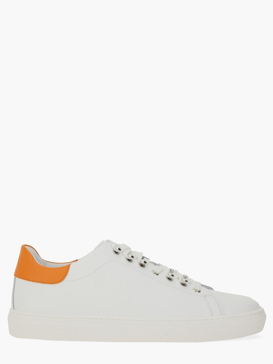 nanito_source_url:https://nokinstyle.com/2384815/leather-sneaker.jpg