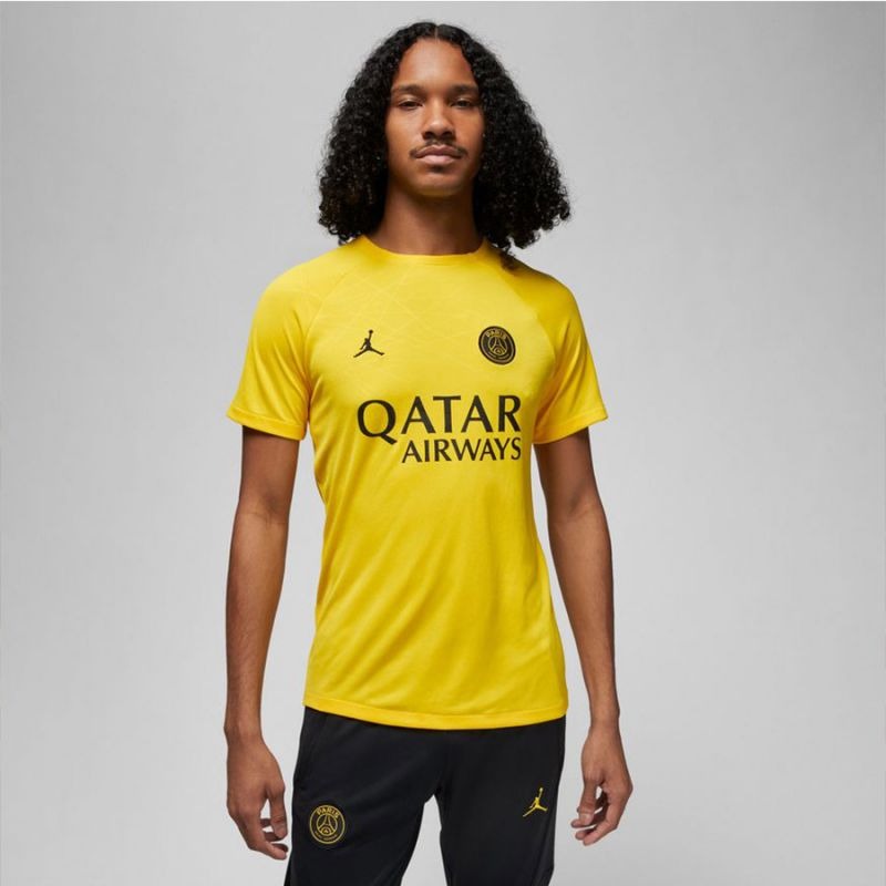 nanito_source_url:https://b2bsportswholesale.net/public/storage/productimages/8b/c4/70/ef/968050/image/xlarge_clean.jpg