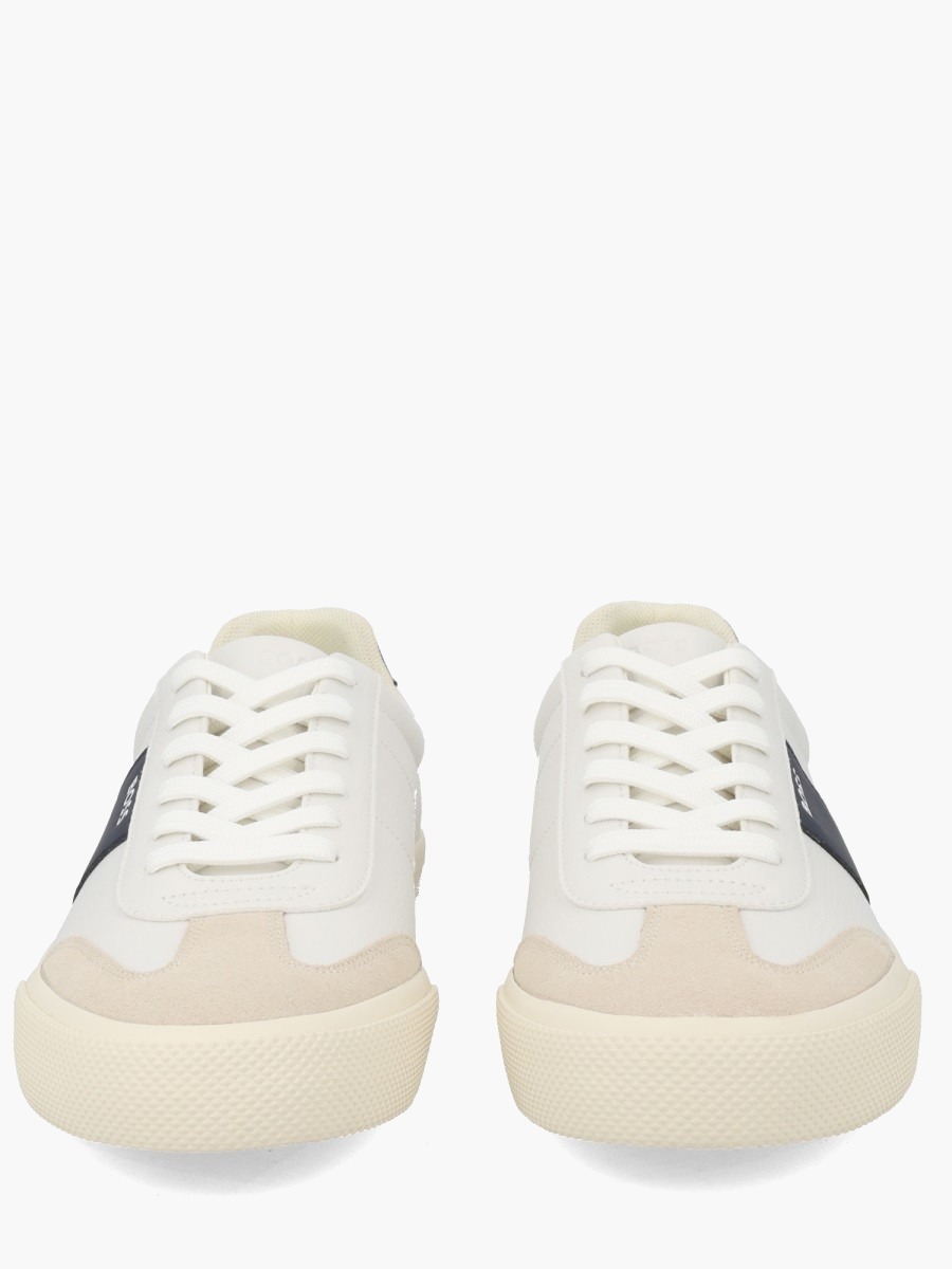 nanito_source_url:https://nokinstyle.com/2342392/sneaker-with-logo.jpg