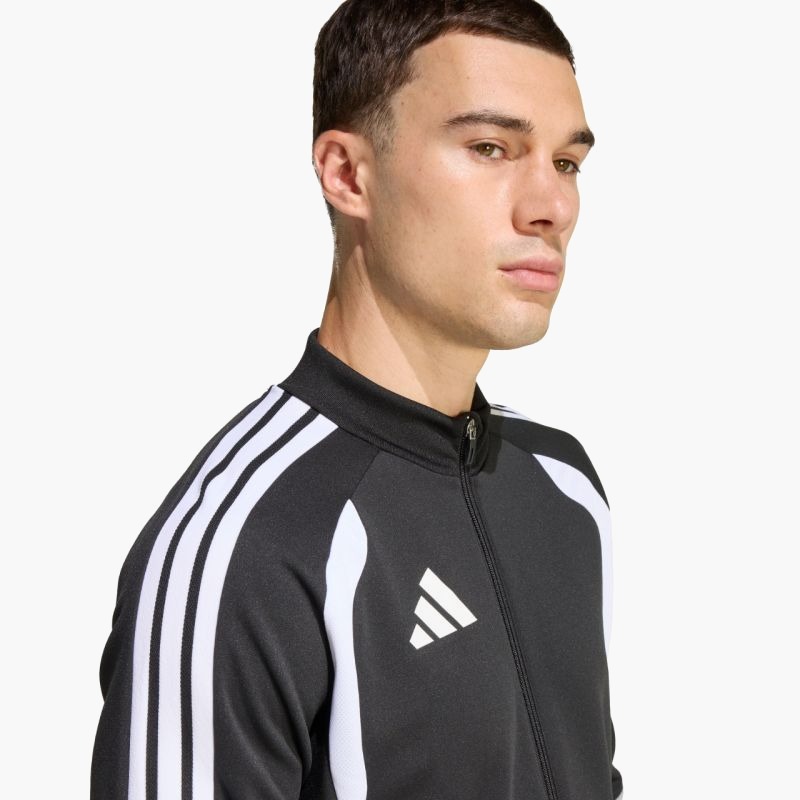 nanito_source_url:https://b2bsportswholesale.net/public/storage/productimages/52/0e/70/5f/1936284/image/xlarge_clean.jpg