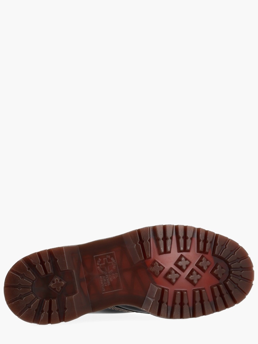 nanito_source_url:https://nokinstyle.com/2377277/boot-lowell-chukka.jpg