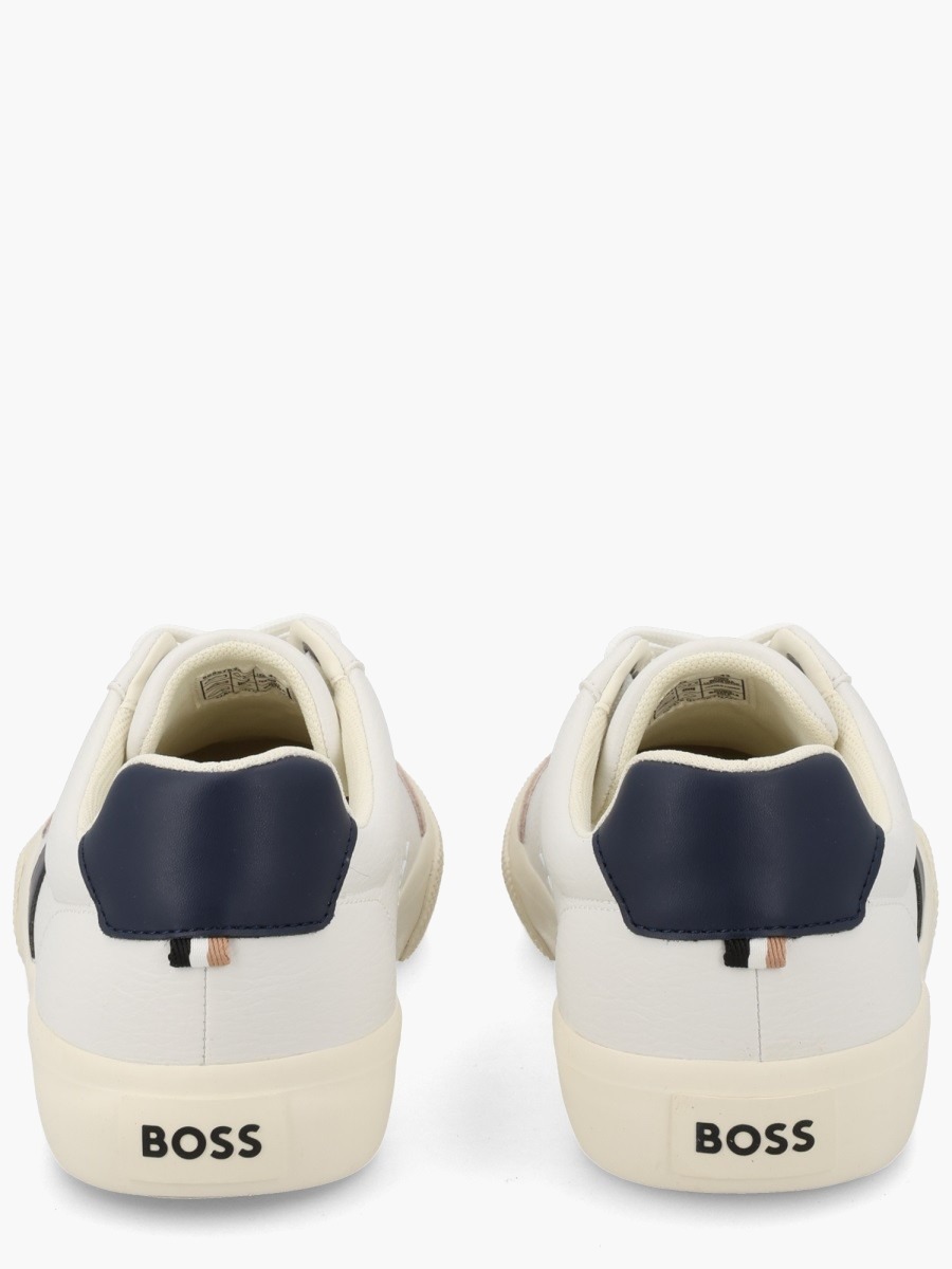 nanito_source_url:https://nokinstyle.com/2342393/sneaker-with-logo.jpg
