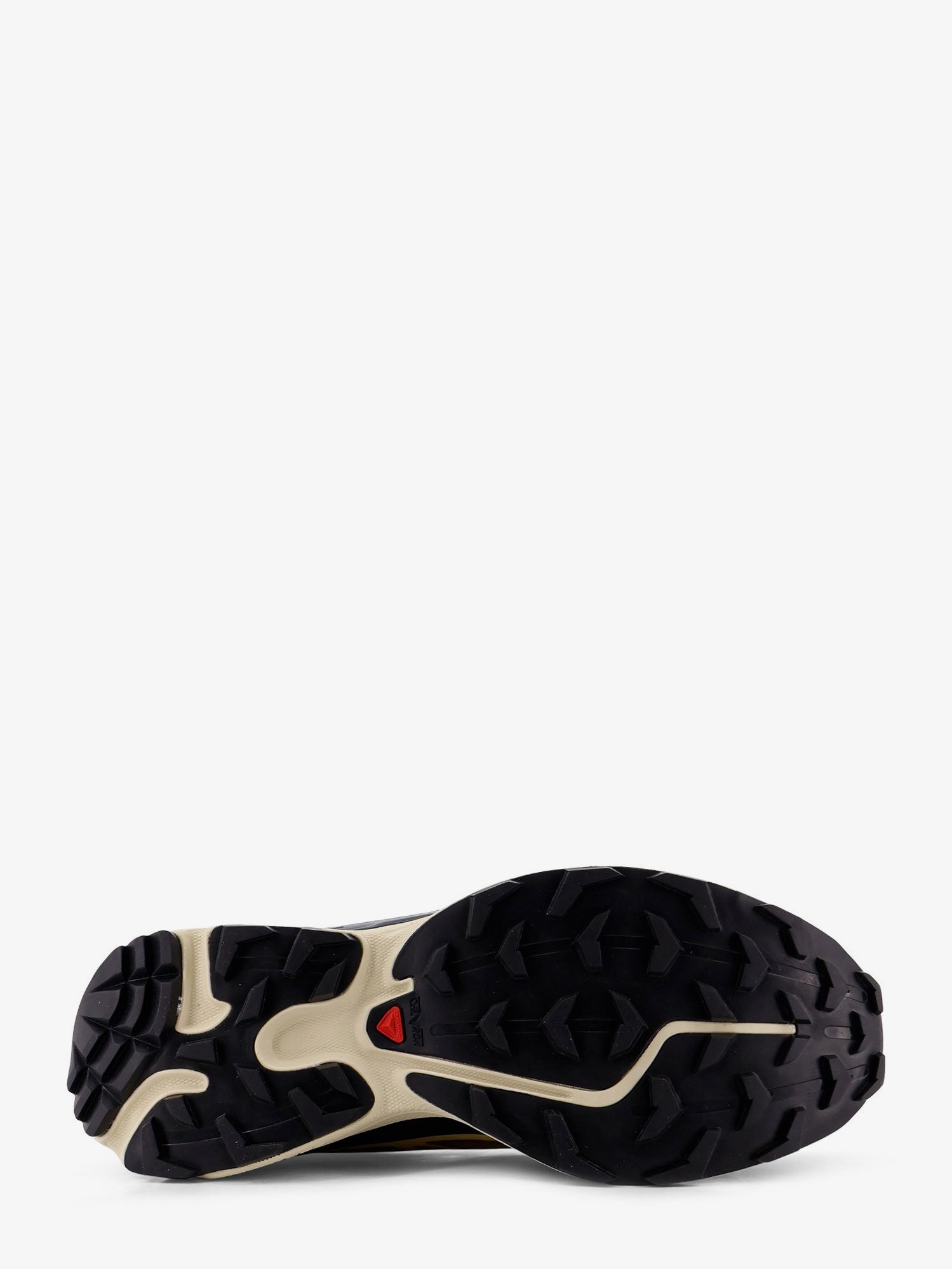 nanito_source_url:https://nokinstyle.com/2400008/xt-6-nylon-sneakers.jpg