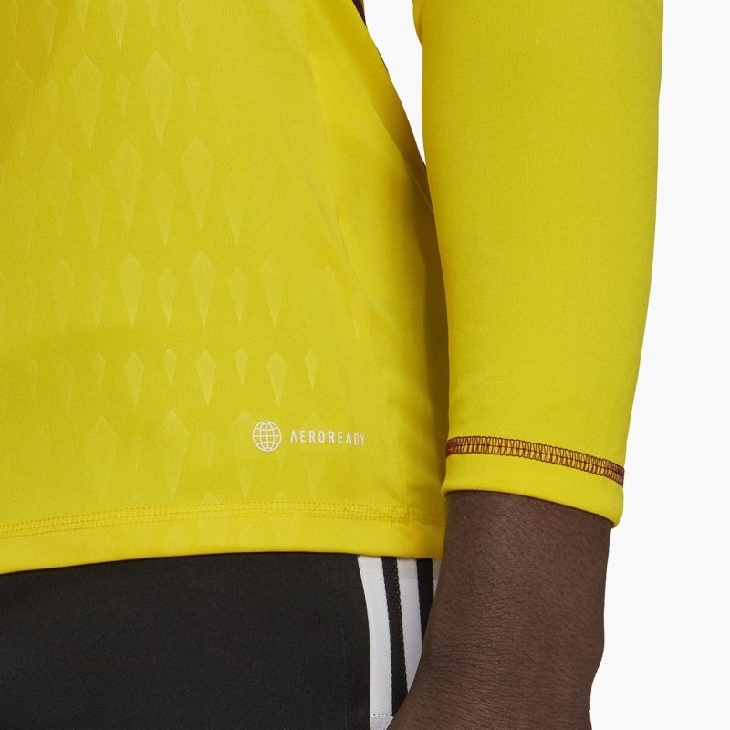 nanito_source_url:https://b2bsportswholesale.net/public/storage/productimages/27/48/7d/d0/928313/image/xlarge_clean.jpg