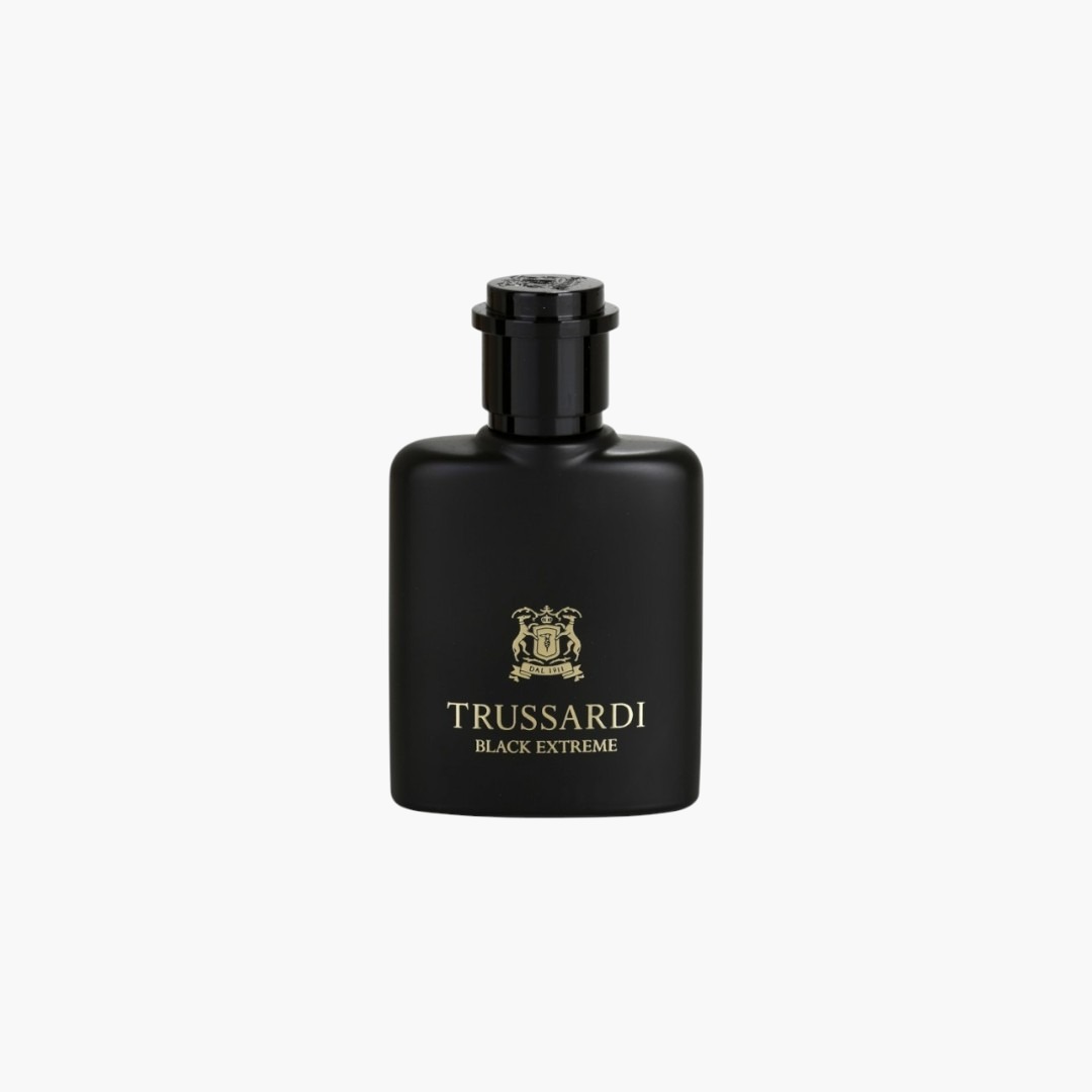 nanito_source_url:https://www.mewse.ro/images/produse/trussardi-black-extreme-eau-de-toilette-for-men-30-ml-1755518882.jpg
