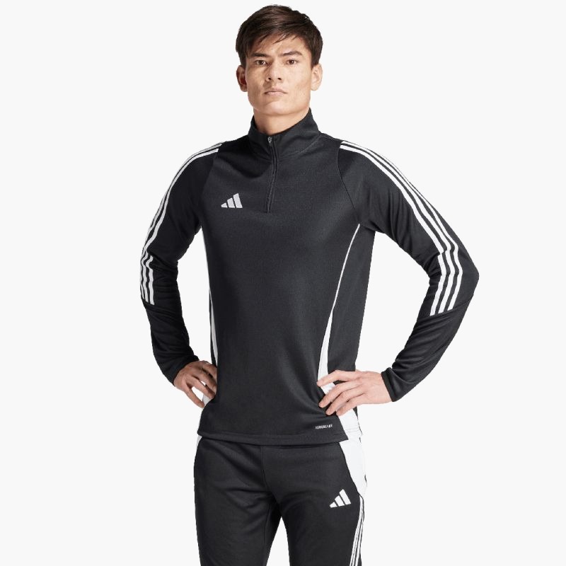 nanito_source_url:https://b2bsportswholesale.net/public/storage/productimages/3e/a5/f0/78/1058811/image/xlarge_clean.jpg
