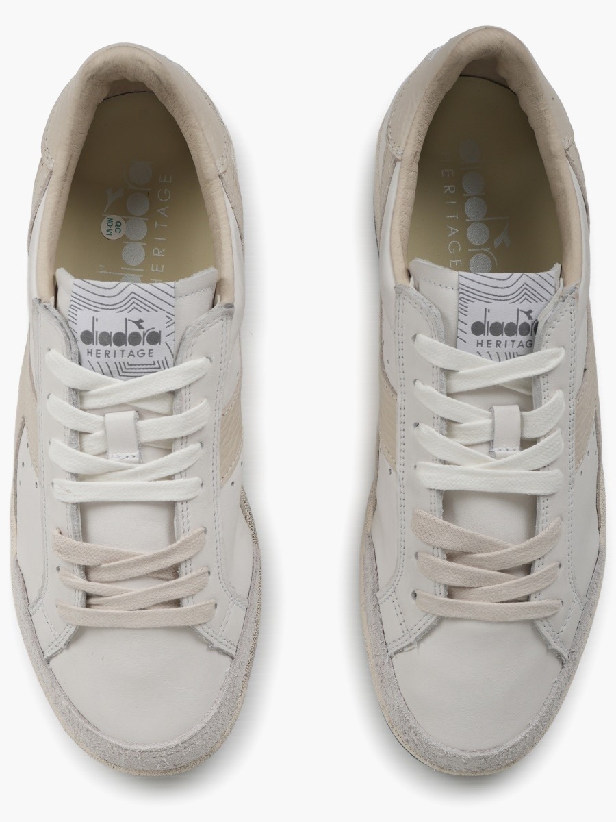 nanito_source_url:https://nokinstyle.com/2418667/sneaker-prestige-used.jpg